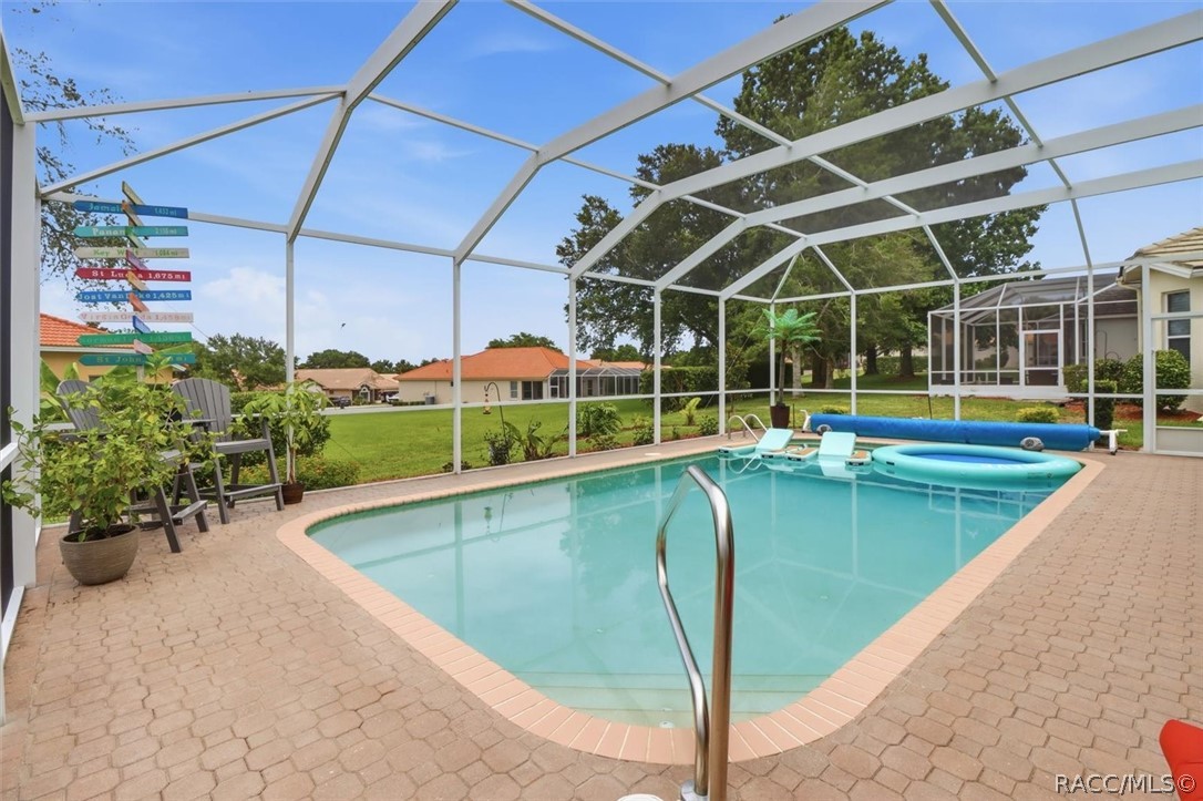 1096 W Diamond Shore Loop