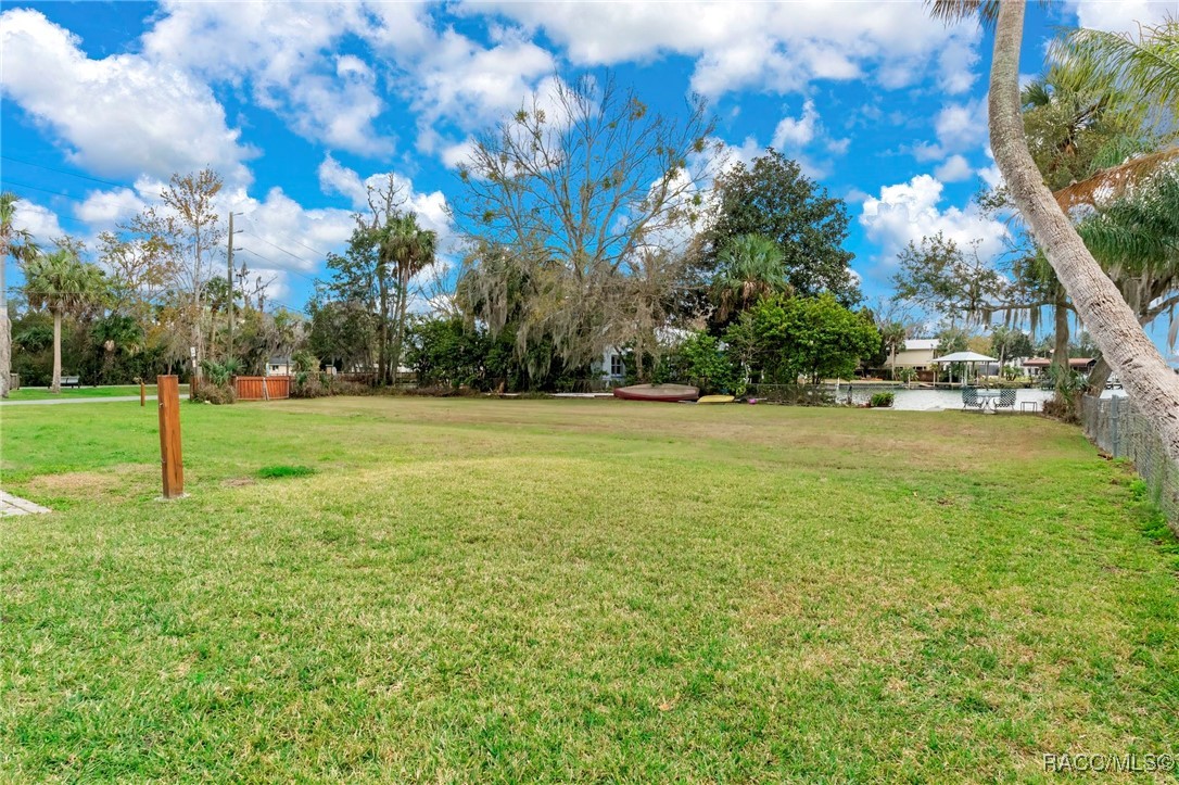 236 NE 3rd Street, Crystal River, Florida image 46