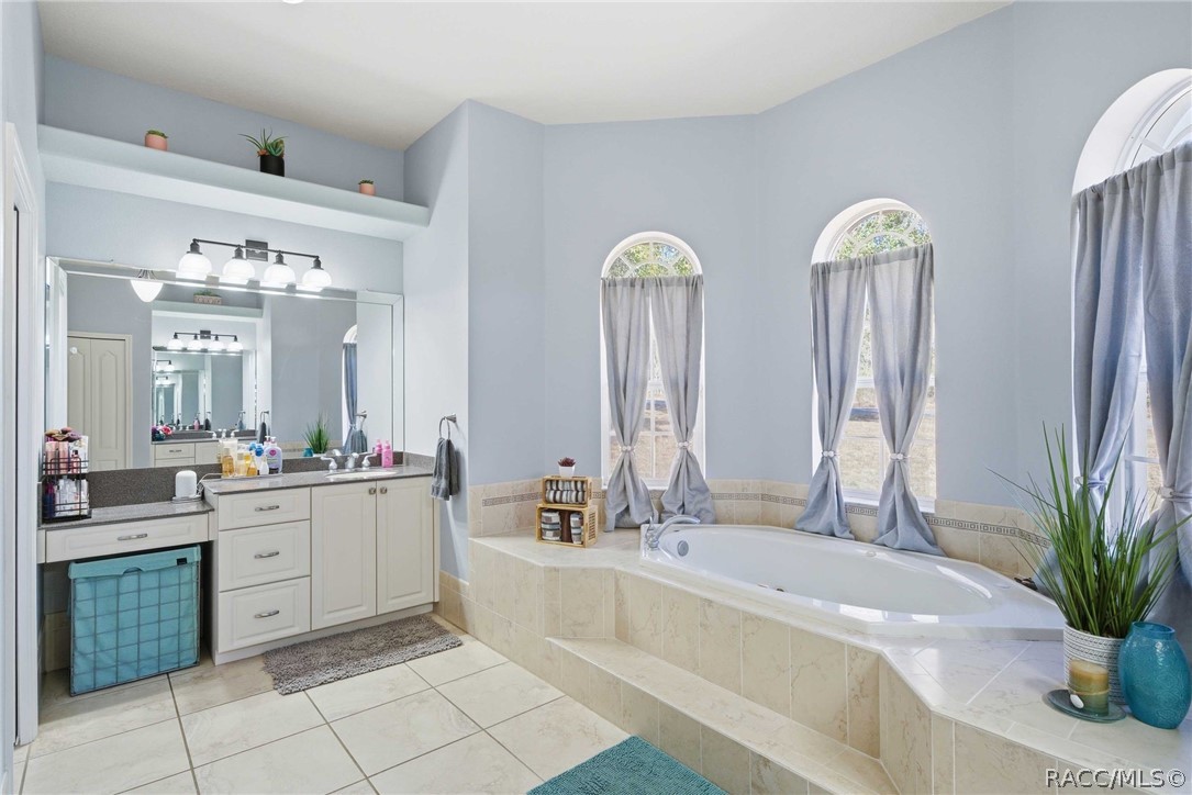 5580 S Kline Terrace