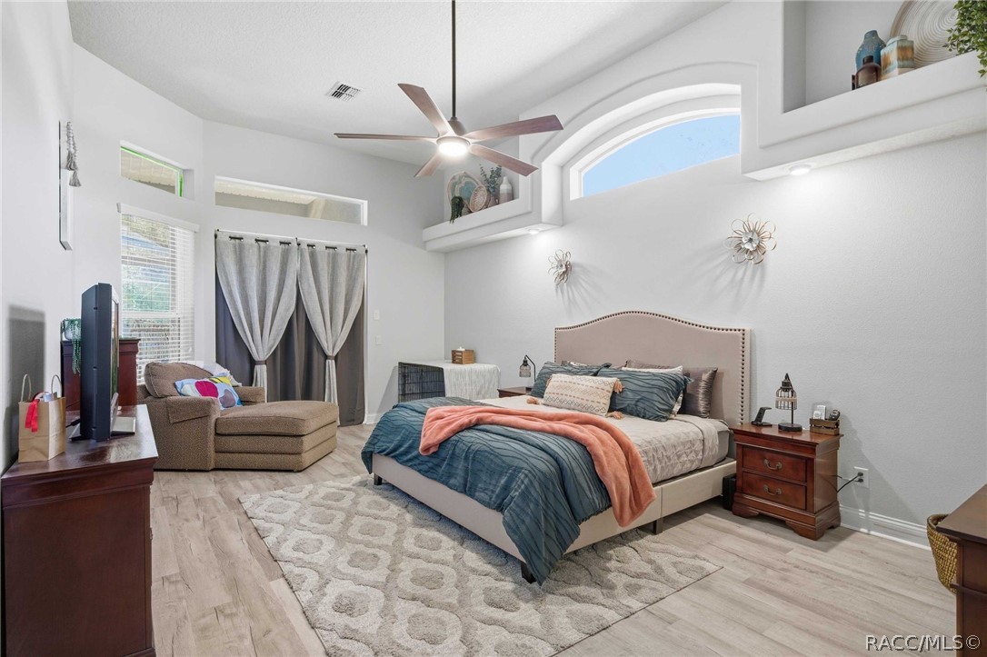 5580 S Kline Terrace