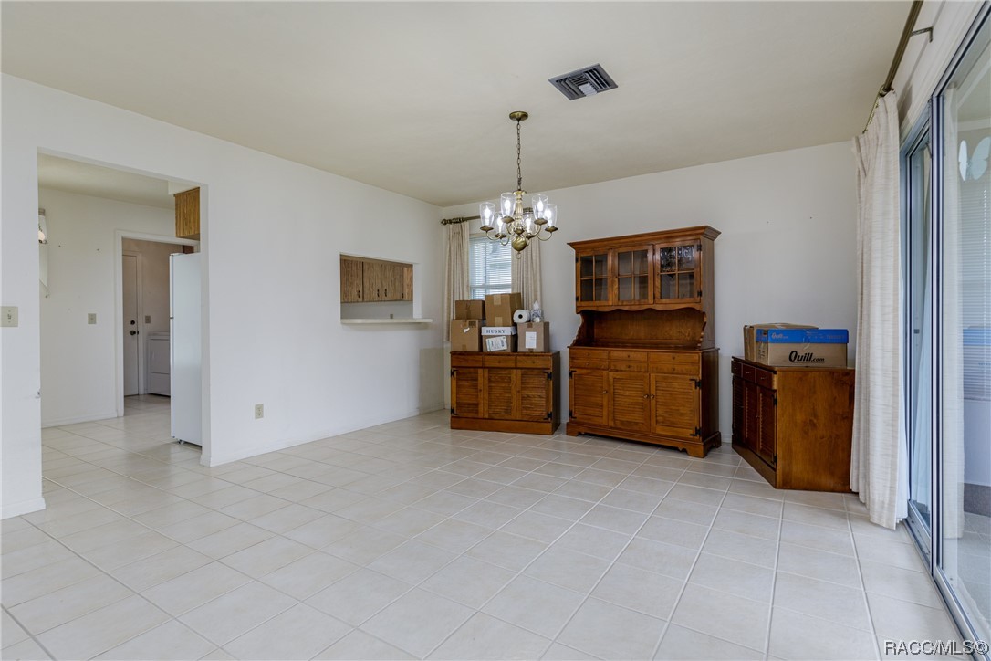 2480 N Brentwood Circle, Lecanto, Florida image 9