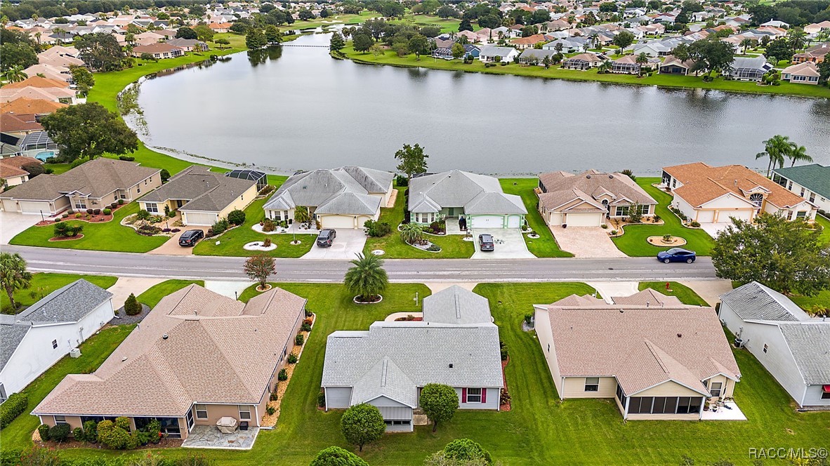 1268 Camero Drive, Lady Lake, Florida image 2