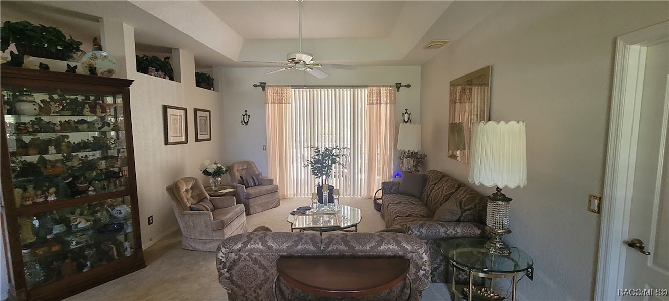 2196 W Pine Ridge Boulevard