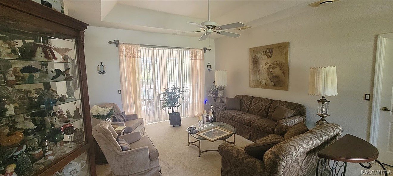 2196 W Pine Ridge Boulevard