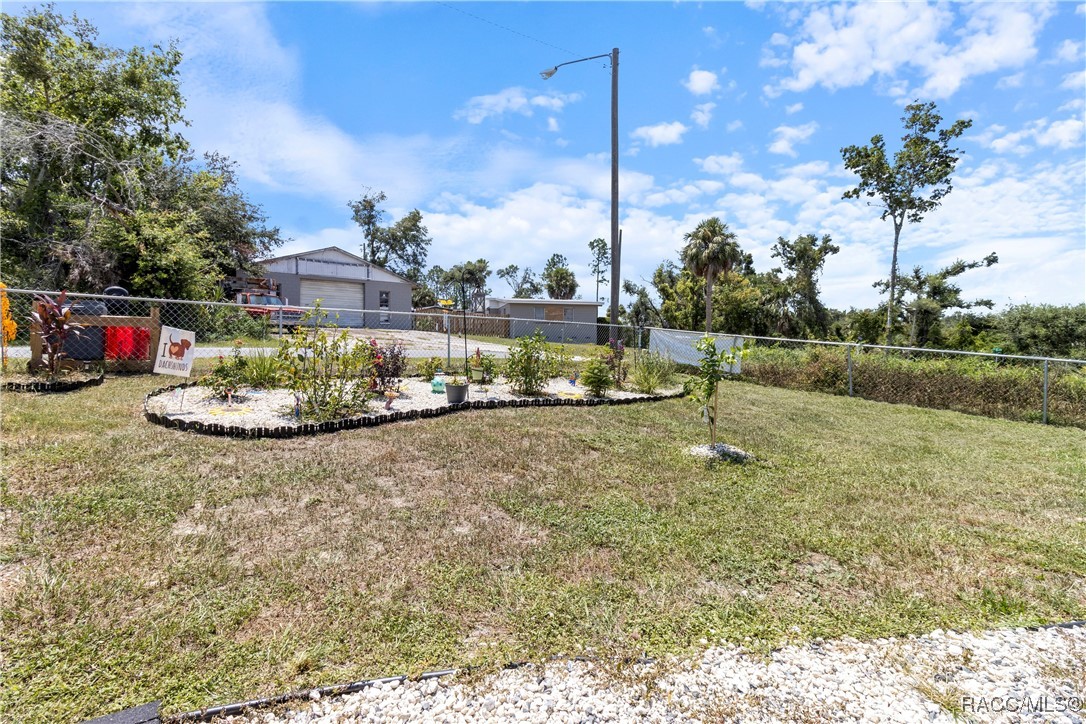 725 SE 9th Circle, Crystal River, Florida image 32