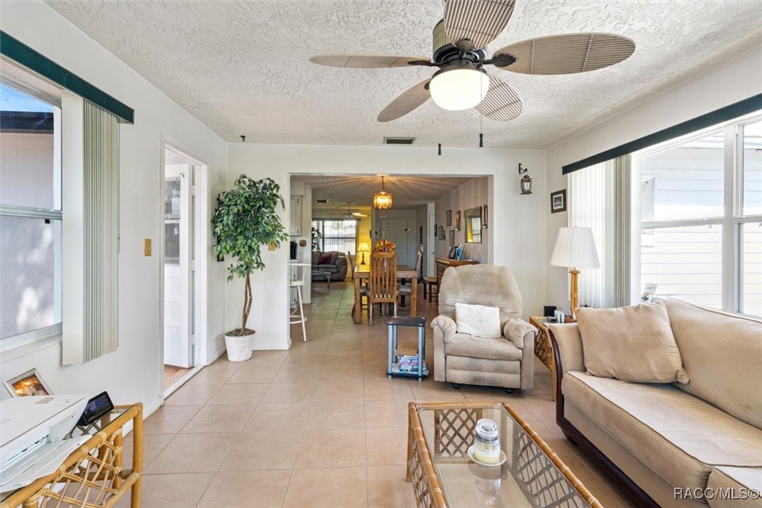 101 S Lucille Street, Beverly Hills, New York image 21