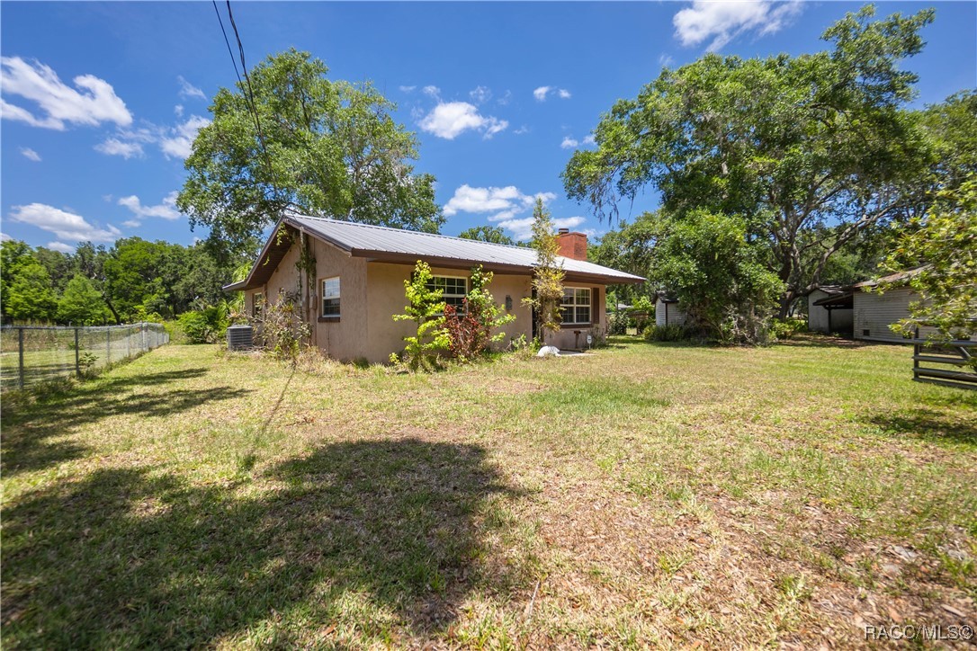 8915 E Echo Court, Inverness, Florida image 1