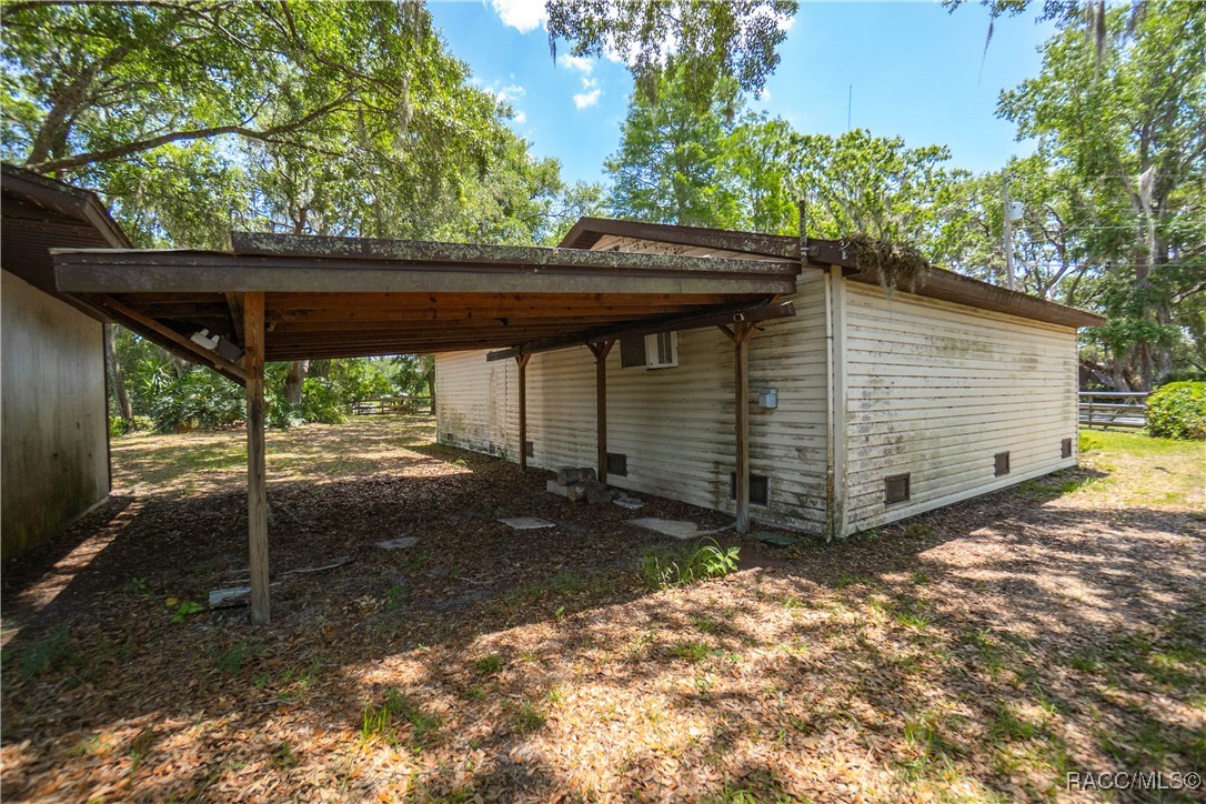 8915 E Echo Court, Inverness, Florida image 32