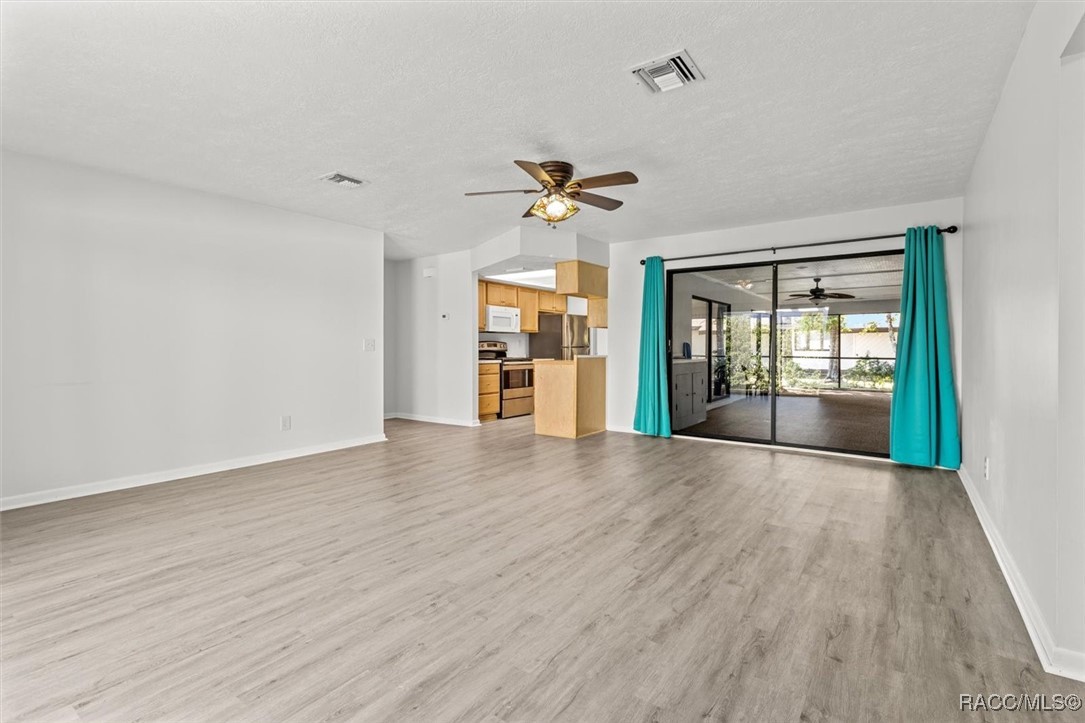130 Douglas Street, Homosassa, Florida image 18