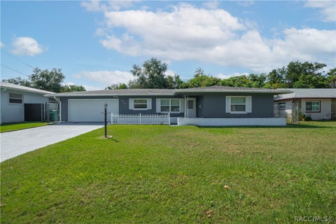 Homes For Sale - 315 Blanche Street<br/> Citrus County, Inverness, FL 34452