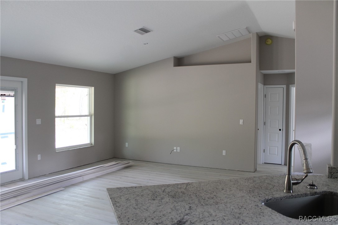 1876 W Hialeah Drive, Citrus Springs, New York image 4