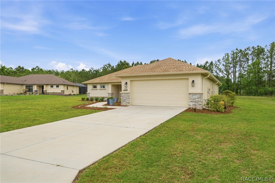 1724 E Gate Dancer Circle