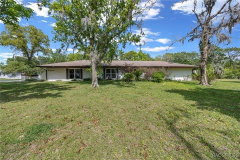 A home in Dunnellon
