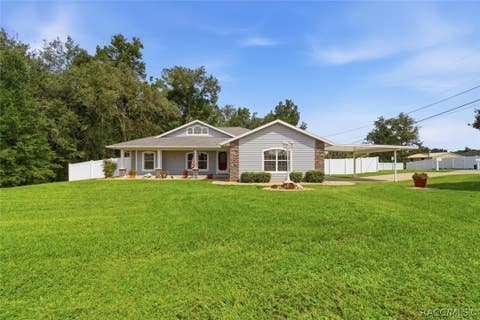 Homes For Sale - 7650 N Pitcairn Way<br/> Citrus County, Citrus Springs, FL 34434