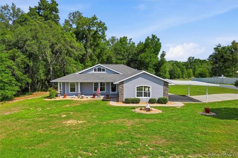Homes For Sale - 7650 N Pitcairn Way<br/> Citrus County, Citrus Springs, FL 34434