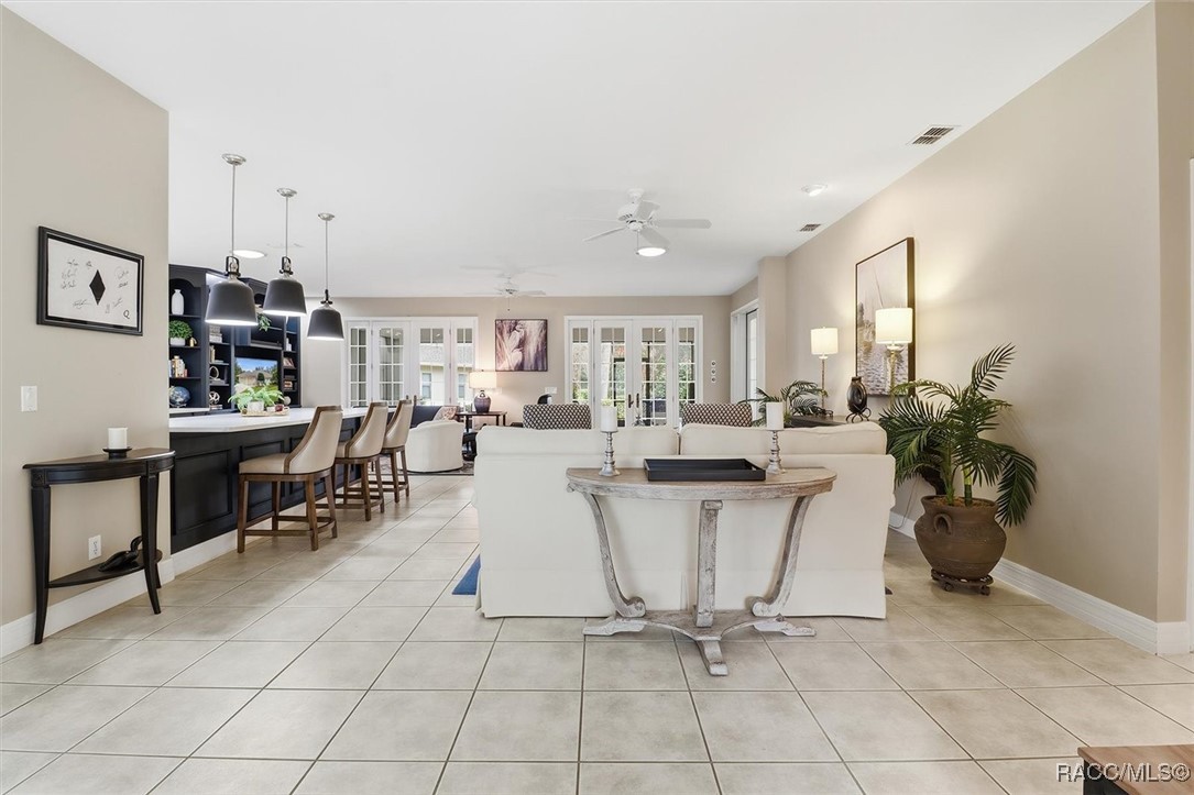 3351 N Hidden Valley Point