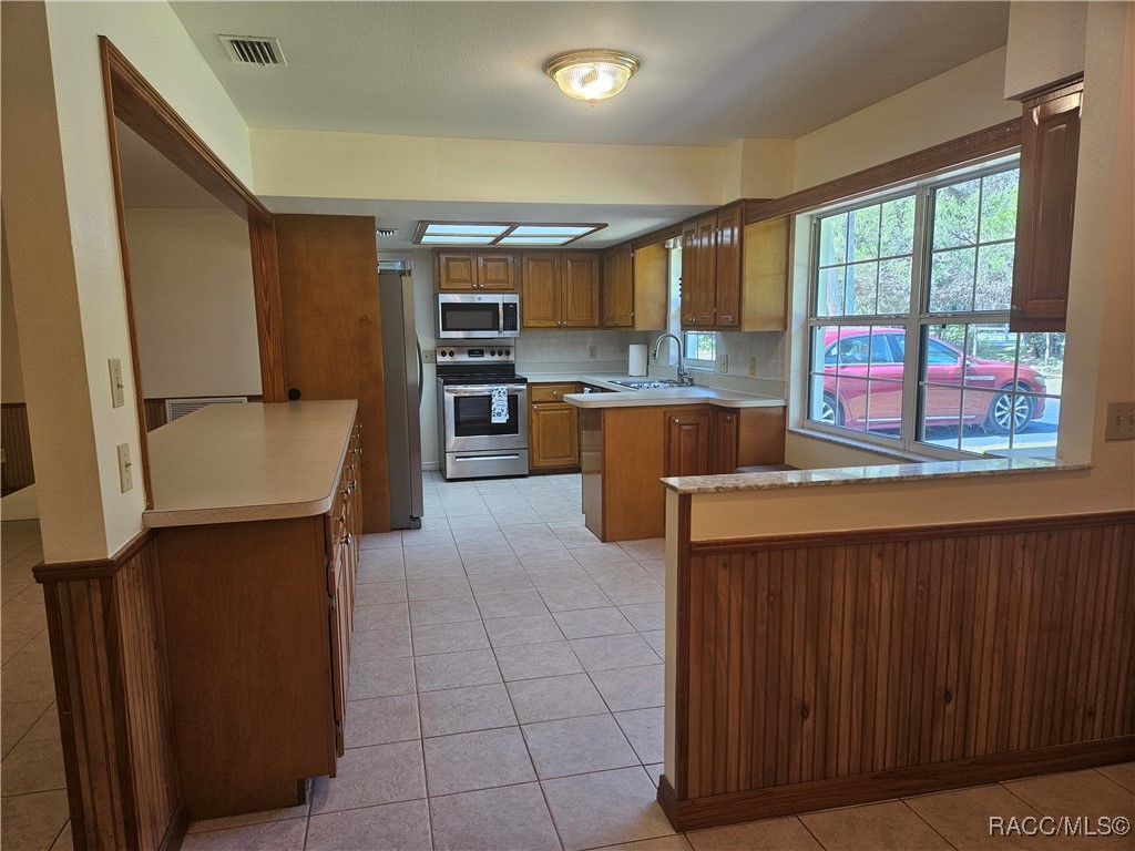 7781 N Lazy Trail, Crystal River, Florida image 5