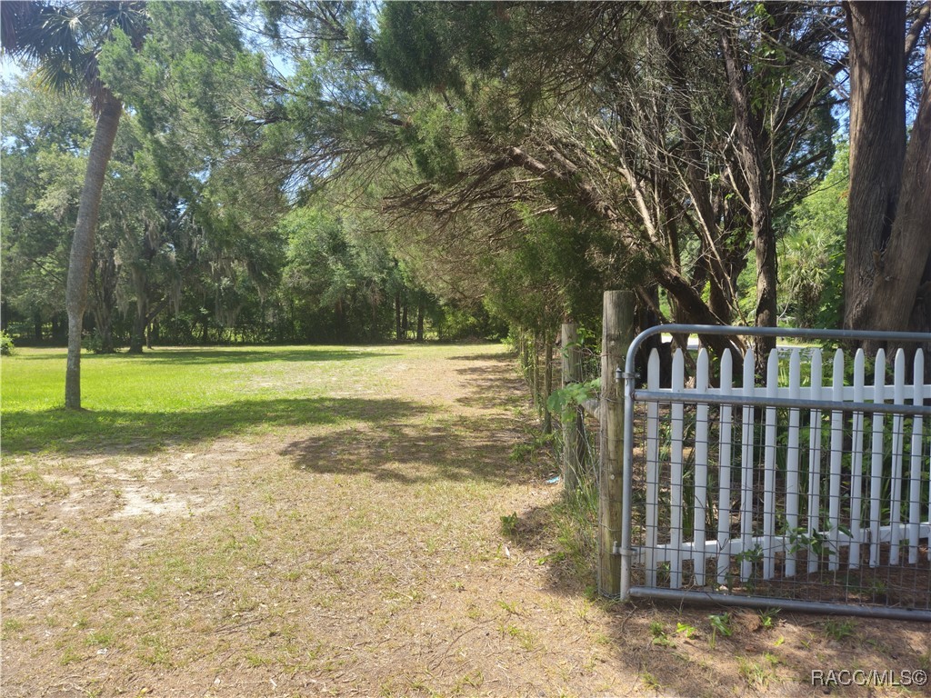 7781 N Lazy Trail, Crystal River, Florida image 22