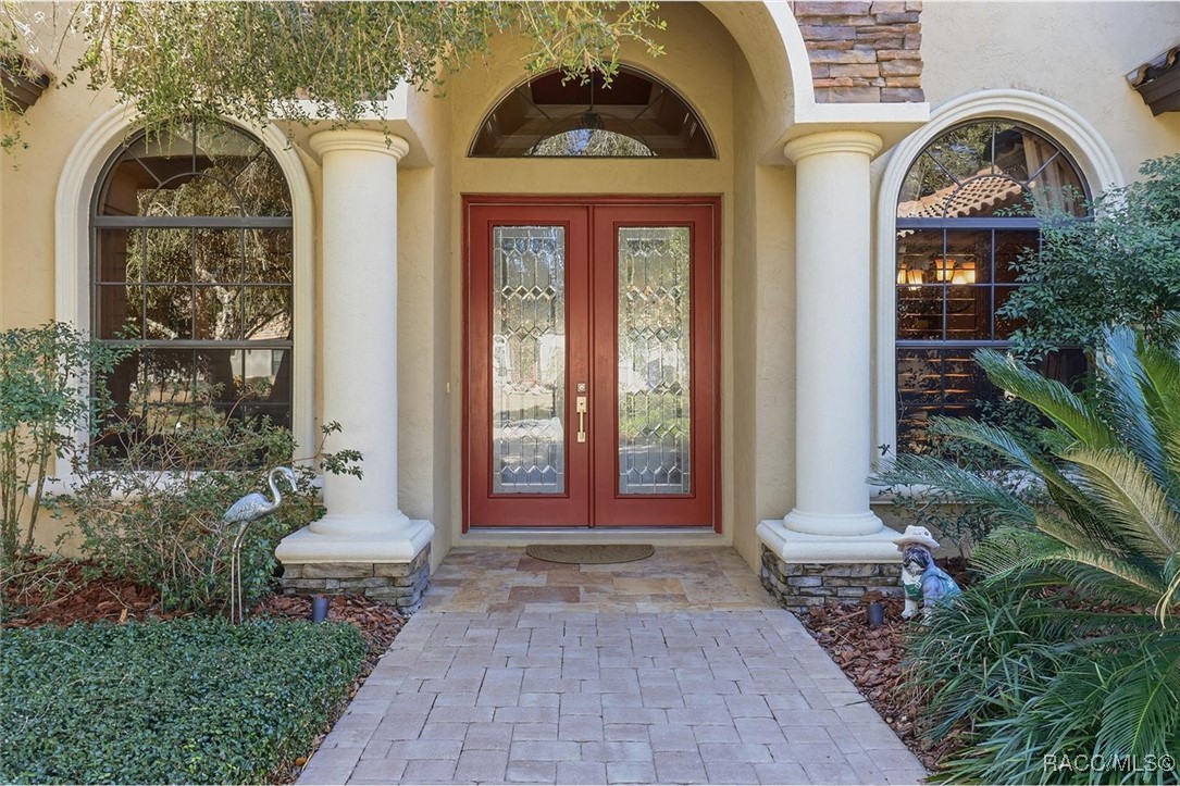 1428 N Ridge Meadow Path