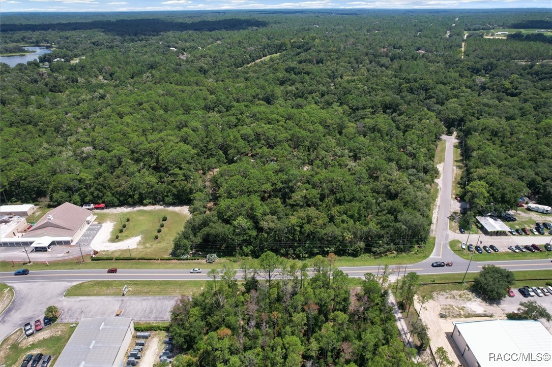 Commercial Way, Brooksville, Florida image 3