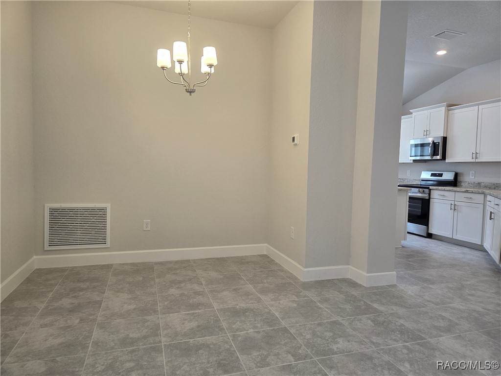 1025 Heron Point Drive, Inverness, Florida image 2