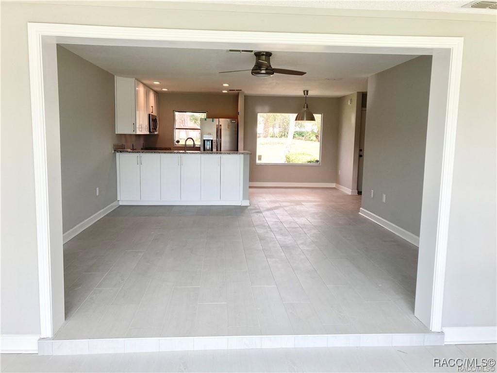11646 W Bayshore Drive, Crystal River, Florida image 19