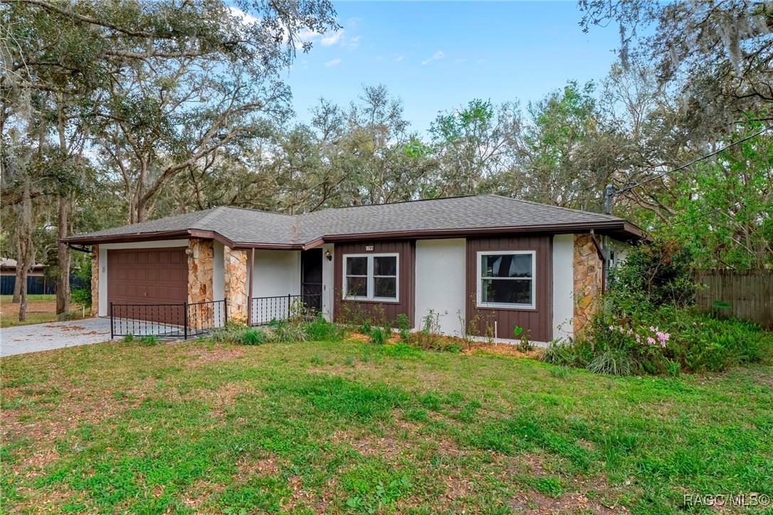 1793 Teasdale Street, Inverness, Florida image 2