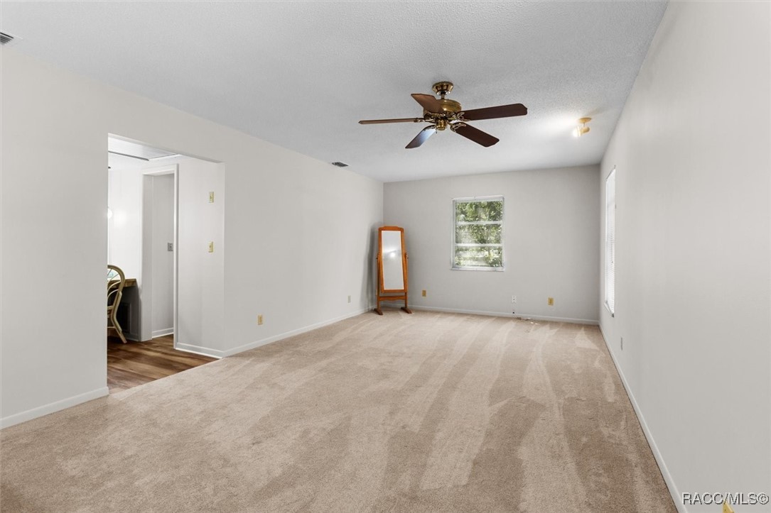 9410 W Spring Cove Road, Homosassa, Florida image 29