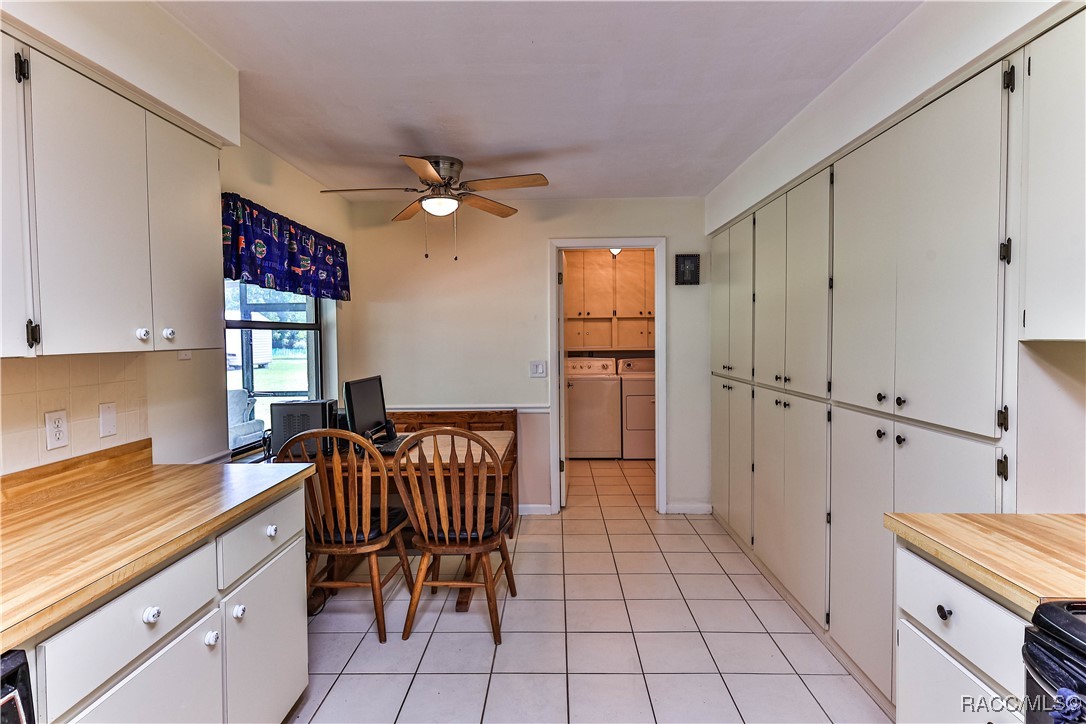 135 W Sugarberry Lane, Beverly Hills, New York image 9