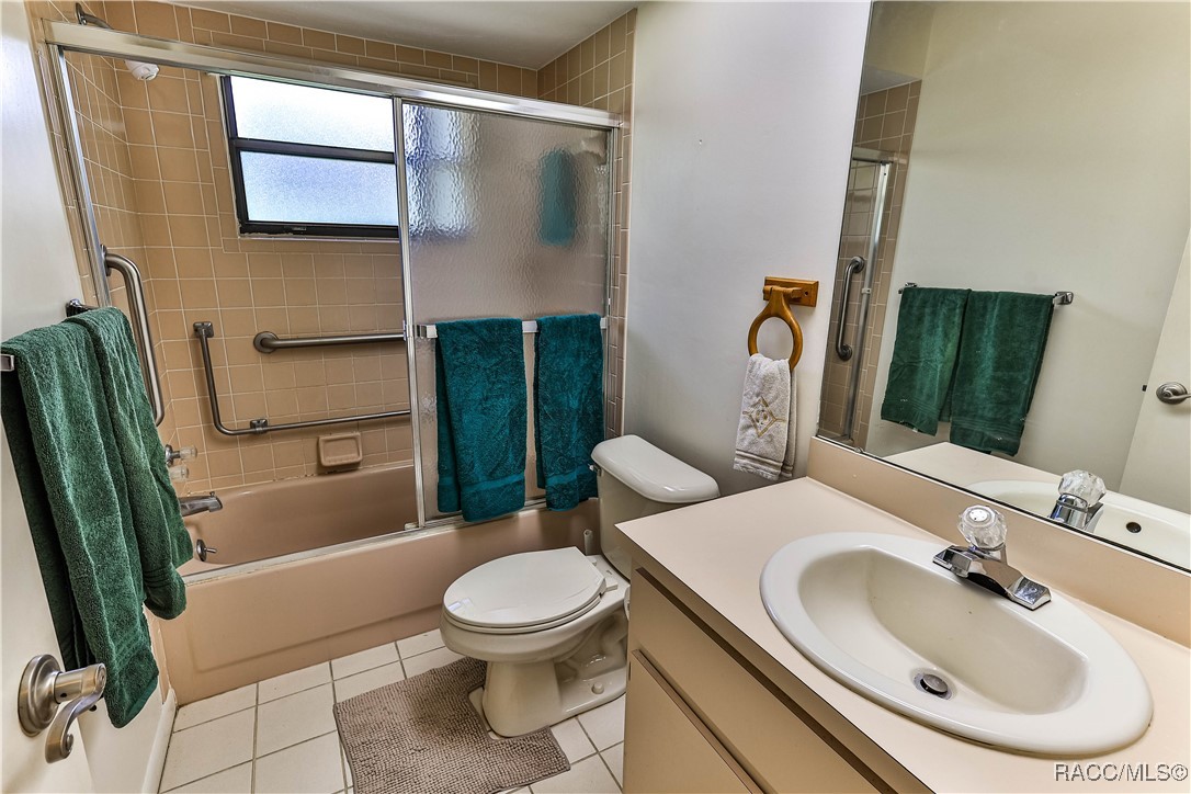 135 W Sugarberry Lane, Beverly Hills, New York image 23