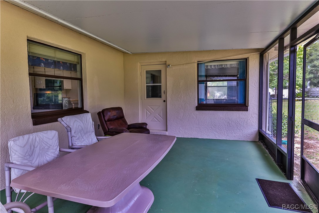 135 W Sugarberry Lane, Beverly Hills, New York image 30