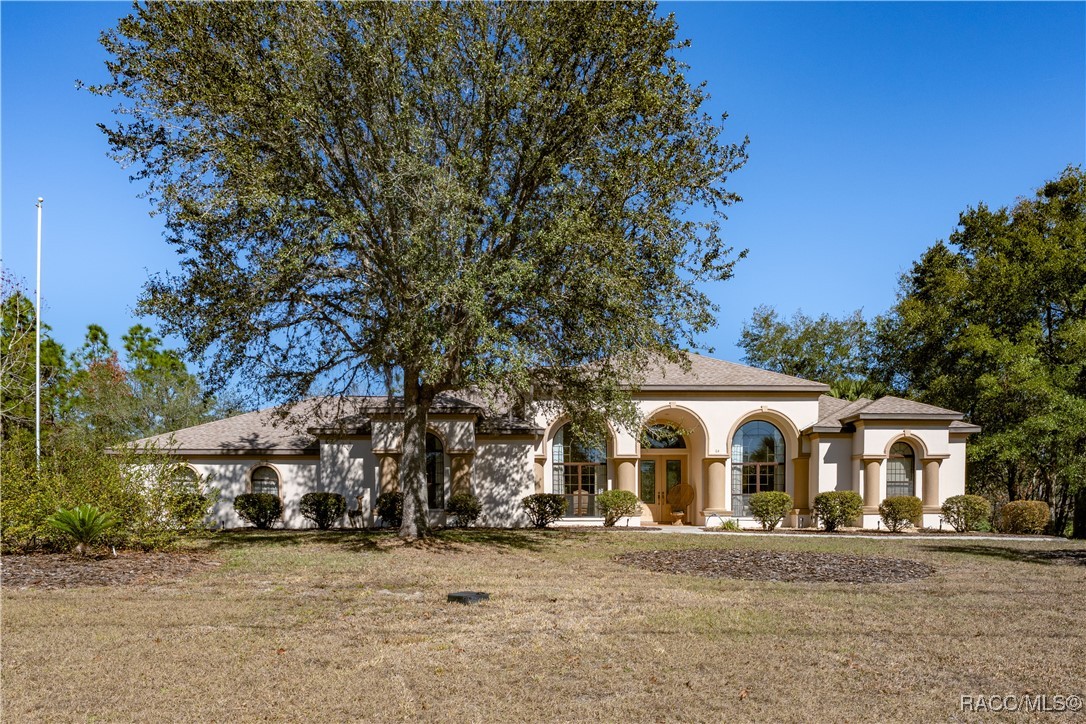 64 Cypress Boulevard E