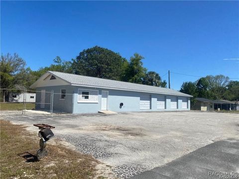 6833 W Rich Street Crystal River FL 34428