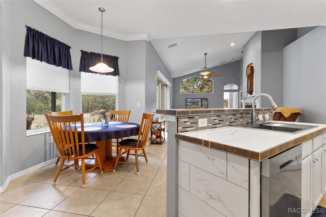 5194 W Deputy Drive, Beverly Hills, New York image 25