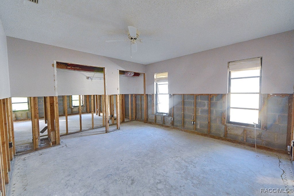 11894 W Riverhaven Drive, Homosassa, Florida image 36
