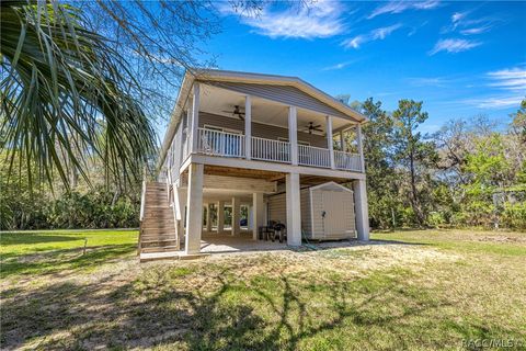 3725 N Suwanee Point Crystal River FL 34428