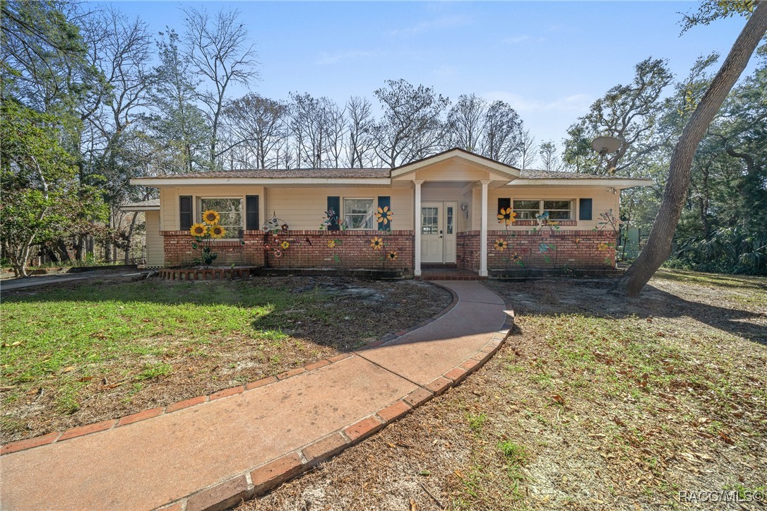 4275 E Riverside Drive