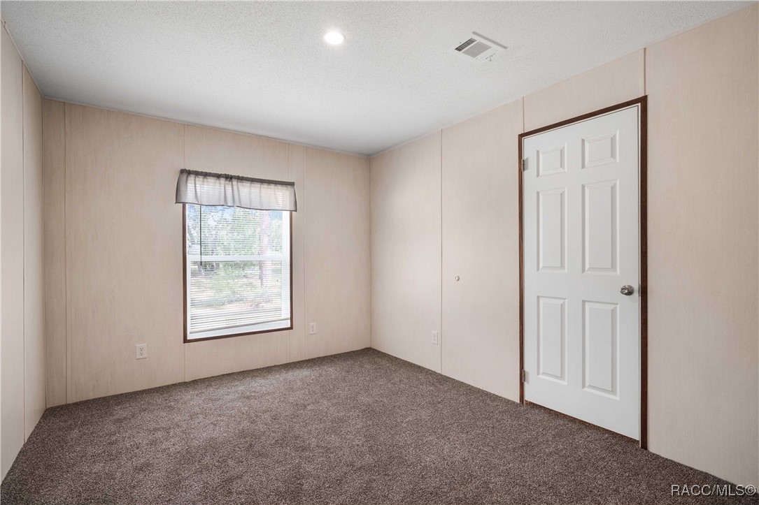 Hernando, Florida 34442, United States, 4 Bedrooms Bedrooms, ,2 BathroomsBathrooms,Residential,Active,226367