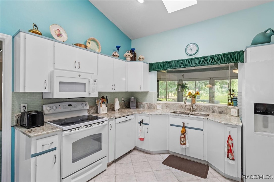 1491 N Chapelcross Loop, Crystal River, New York image 8