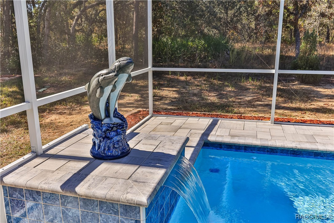 5 SAINTPAULIA Street