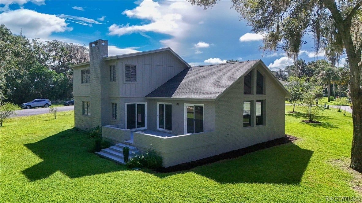 2820 S Circle Drive