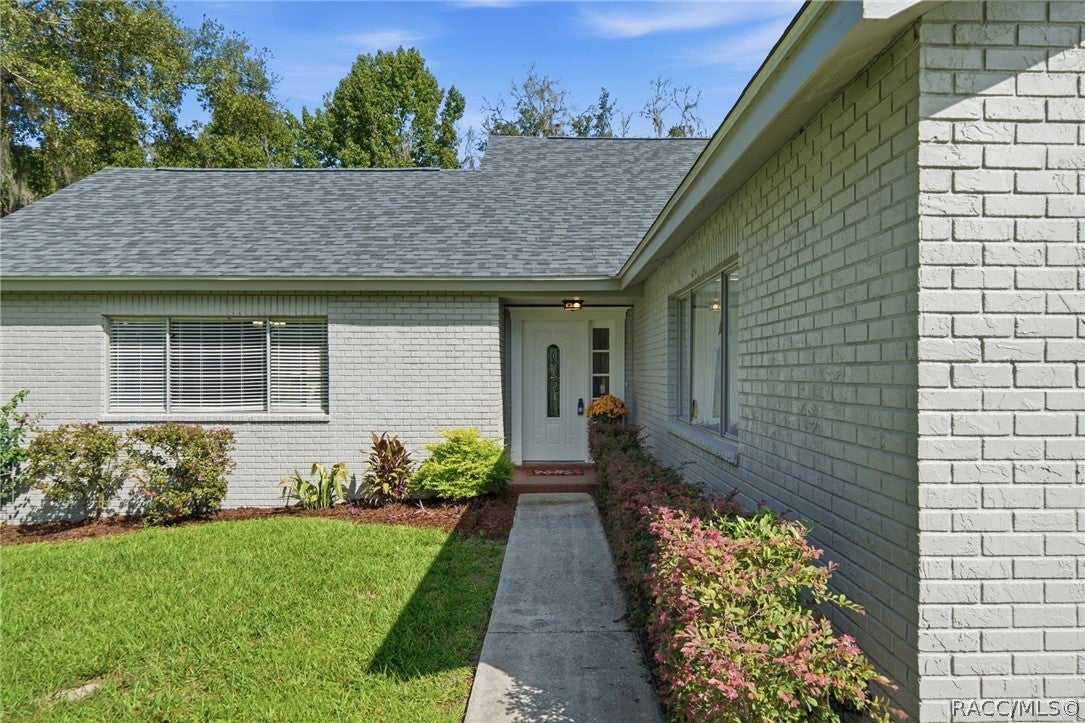 2820 S Circle Drive