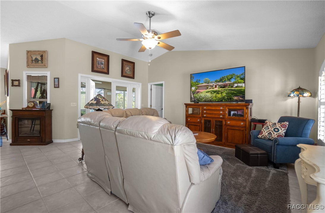 84 S Hunting Lodge Drive, Inverness, Florida image 6