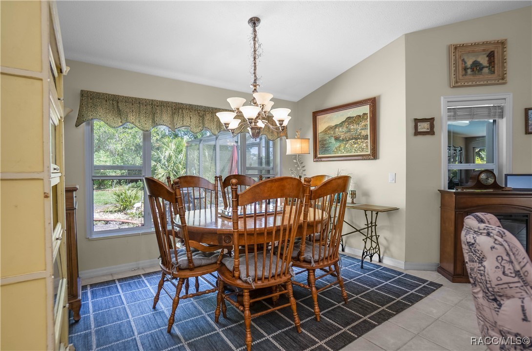 84 S Hunting Lodge Drive, Inverness, Florida image 10
