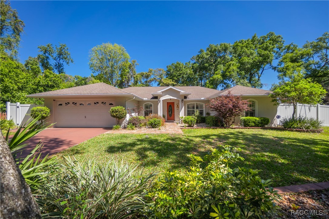 84 S Hunting Lodge Drive, Inverness, Florida image 1