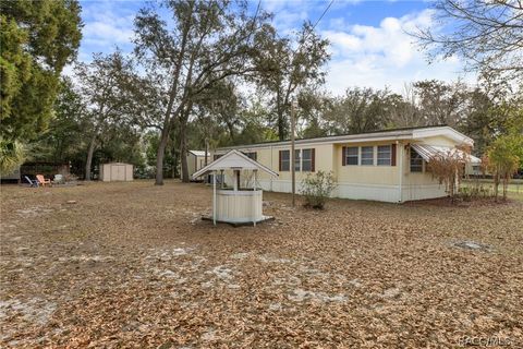 Mobile Home For Sale - 5535 S Scarlet Oak Terrace<br/> Homosassa, FL 34446