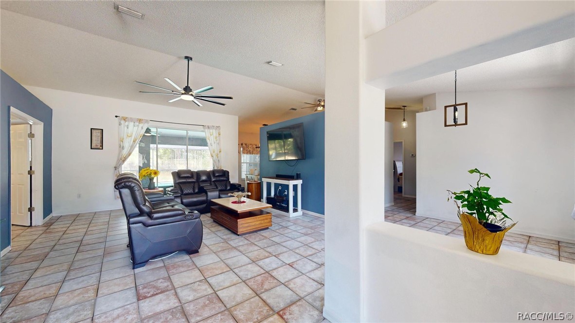 2685 W Apricot Drive