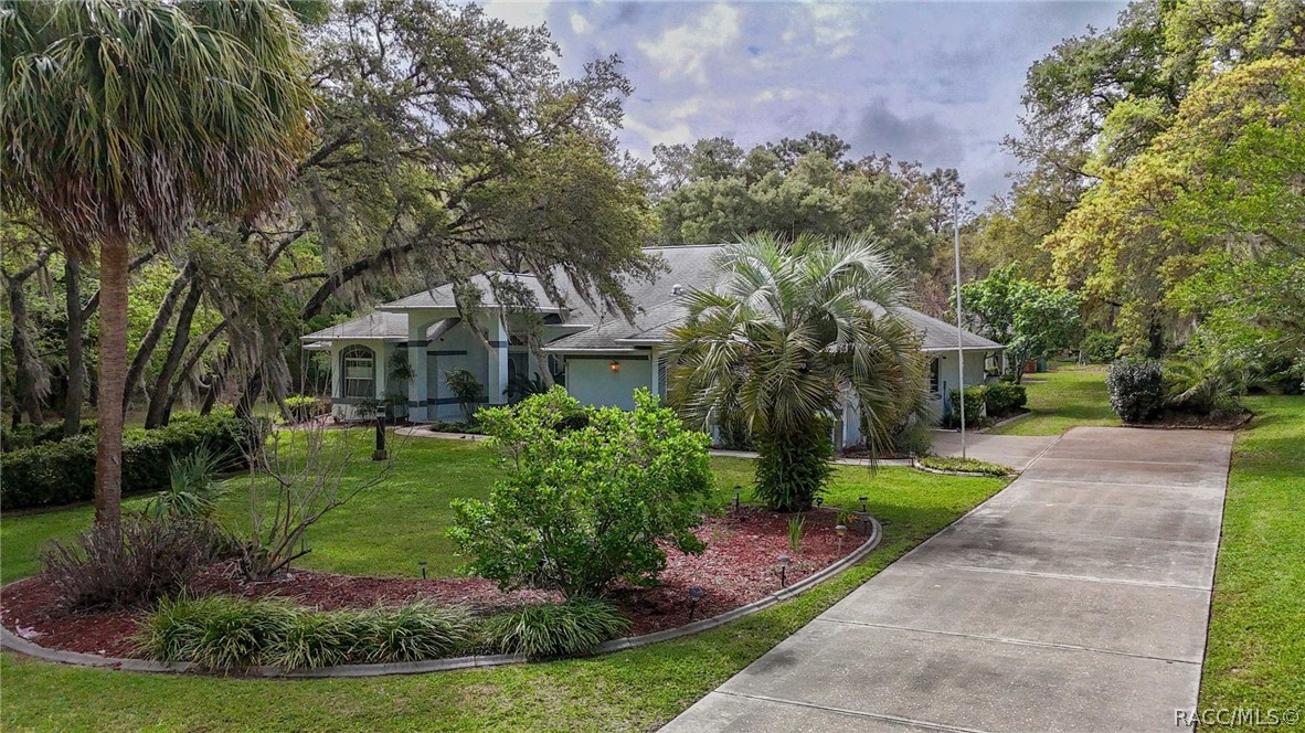 794 E Reehill Street