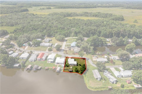 Mobile Home For Sale - 10312 E Pike Drive<br/> Inverness, FL 34450