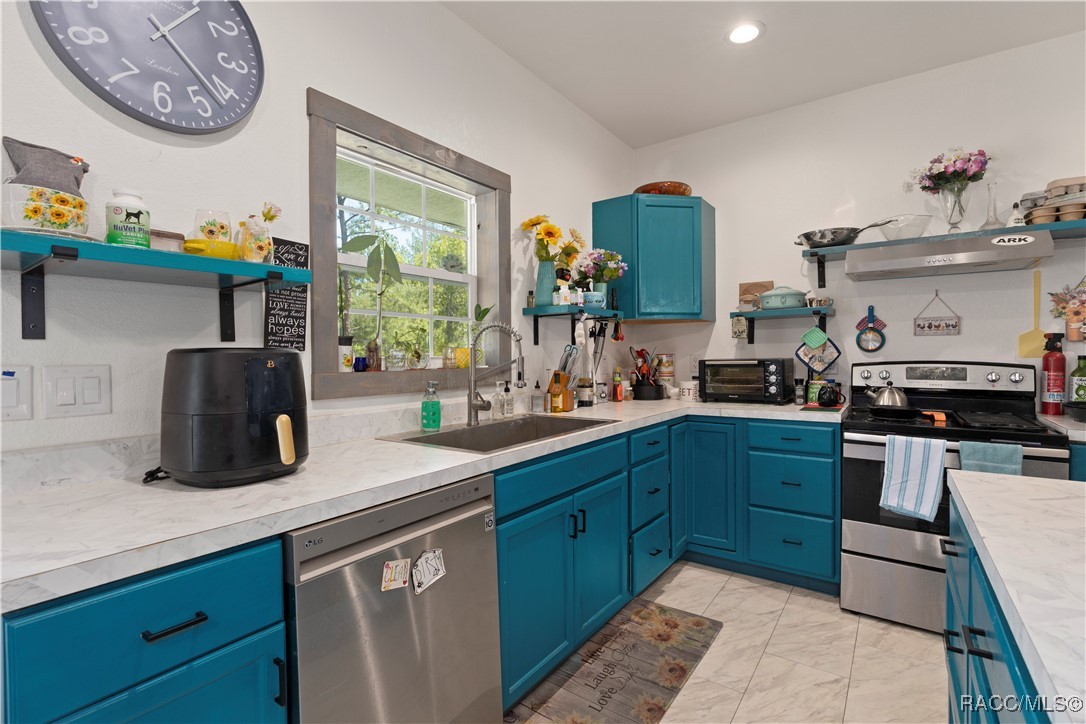 5251 NE 110th Avenue, Bronson, New York image 11